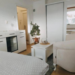White home apartment